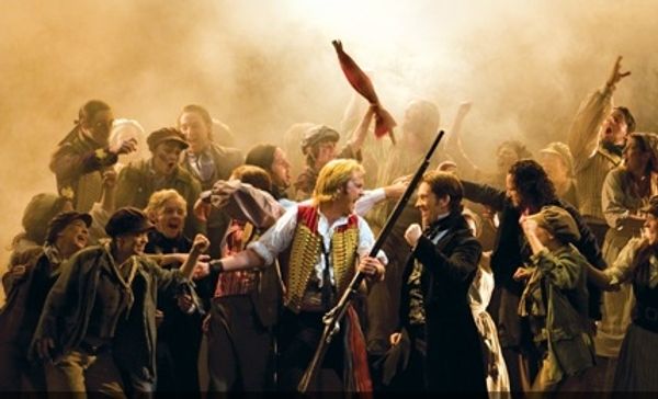 Killian Donnelly with LES MISERABLES Company Photo