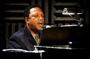 Shelton Becton Photo