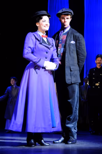 Laura Michelle Kelly and Gavin Lee Photo
