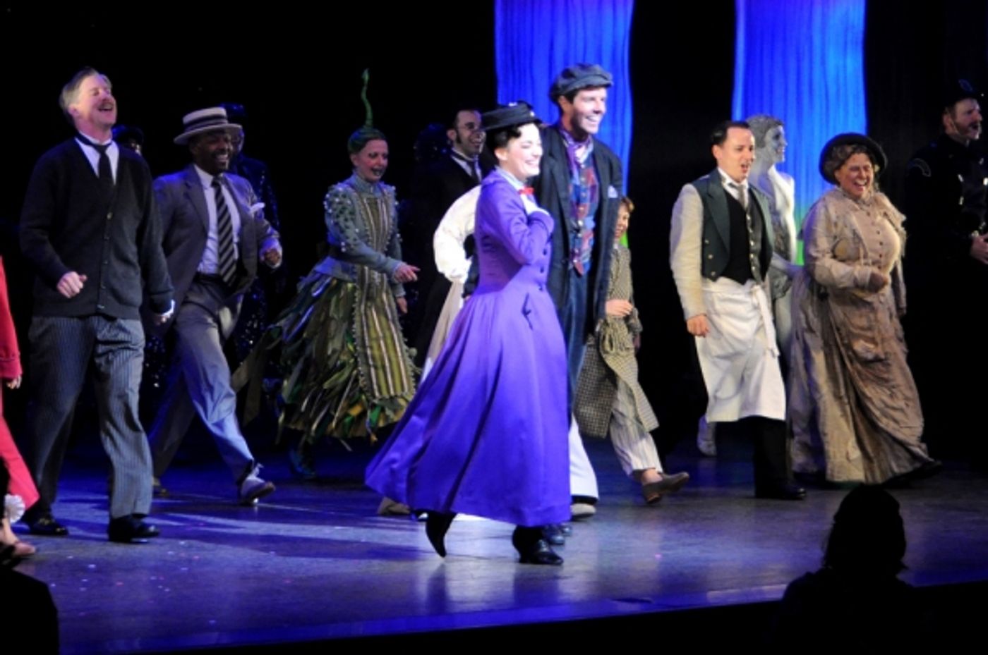 Photo Coverage: Gavin Lee Returns to MARY POPPINS  Image