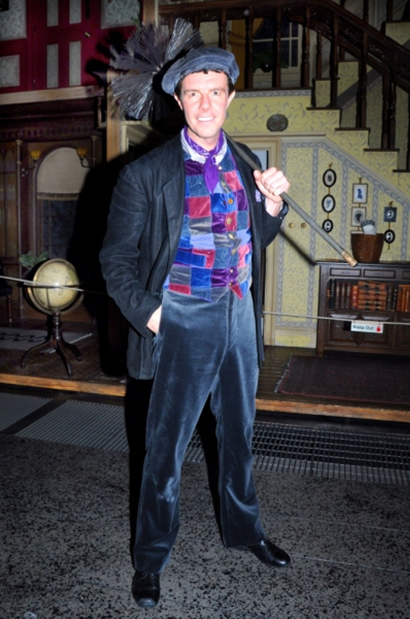 Photo Coverage: Gavin Lee Returns to MARY POPPINS  Image