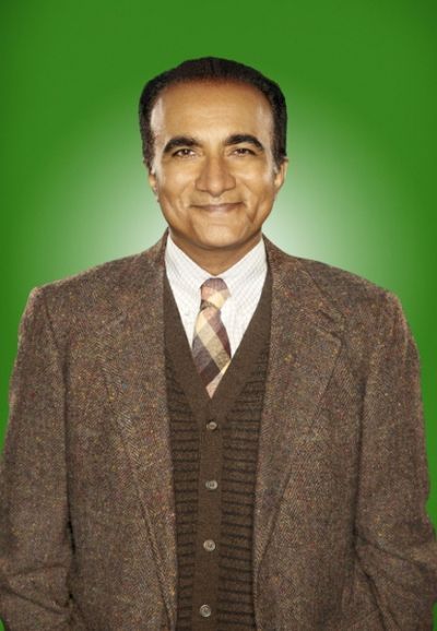 Iqbal Theba returns as Principal Figgins Photo