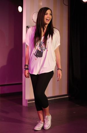 Ashley Holmes
 Photo