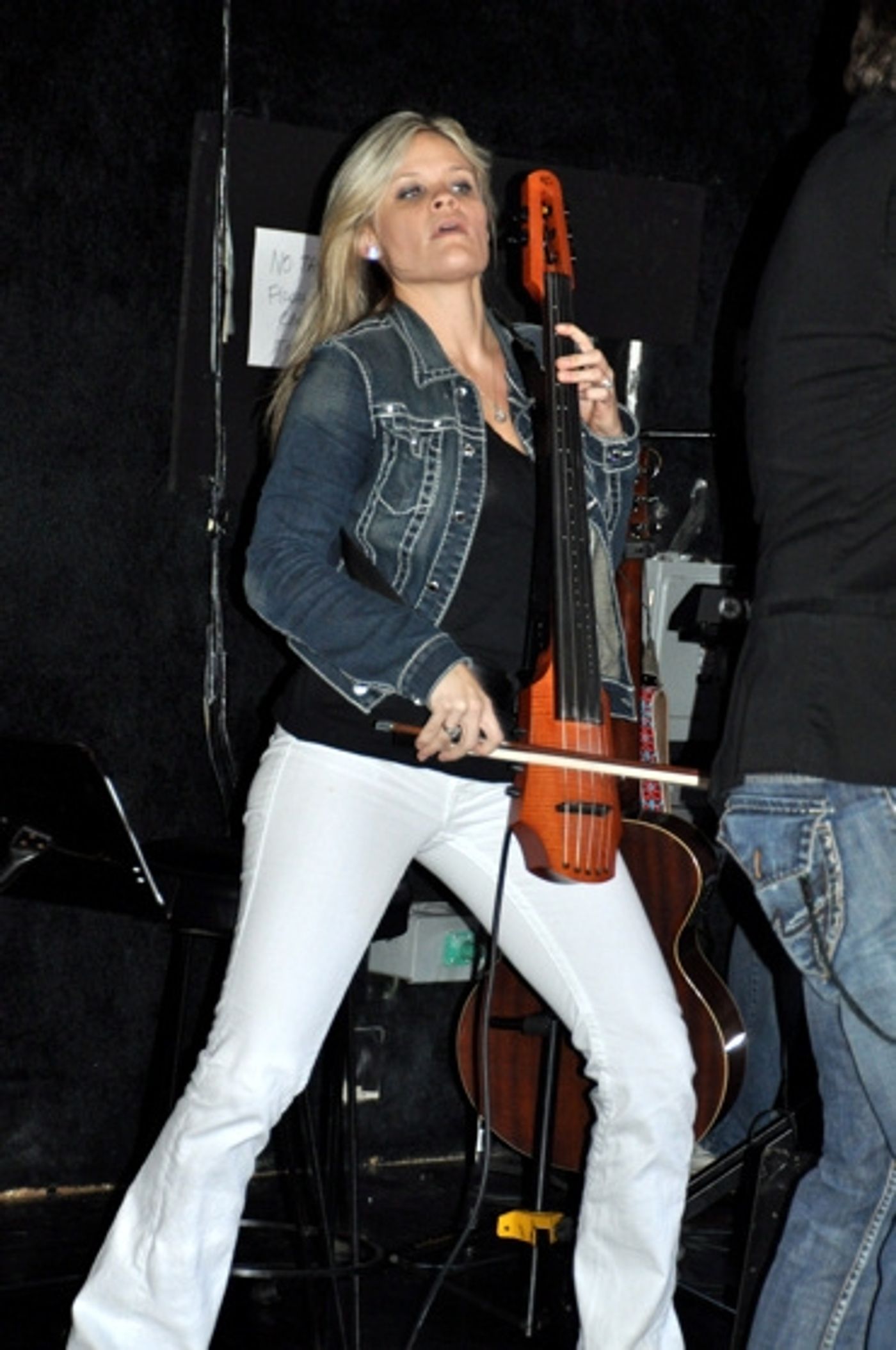 Photo Coverage: Rob Evan and Menrva Realm Live in Concert  Image