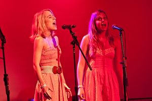 Alyse Alan Louis & Sam Tedaldi  Photo