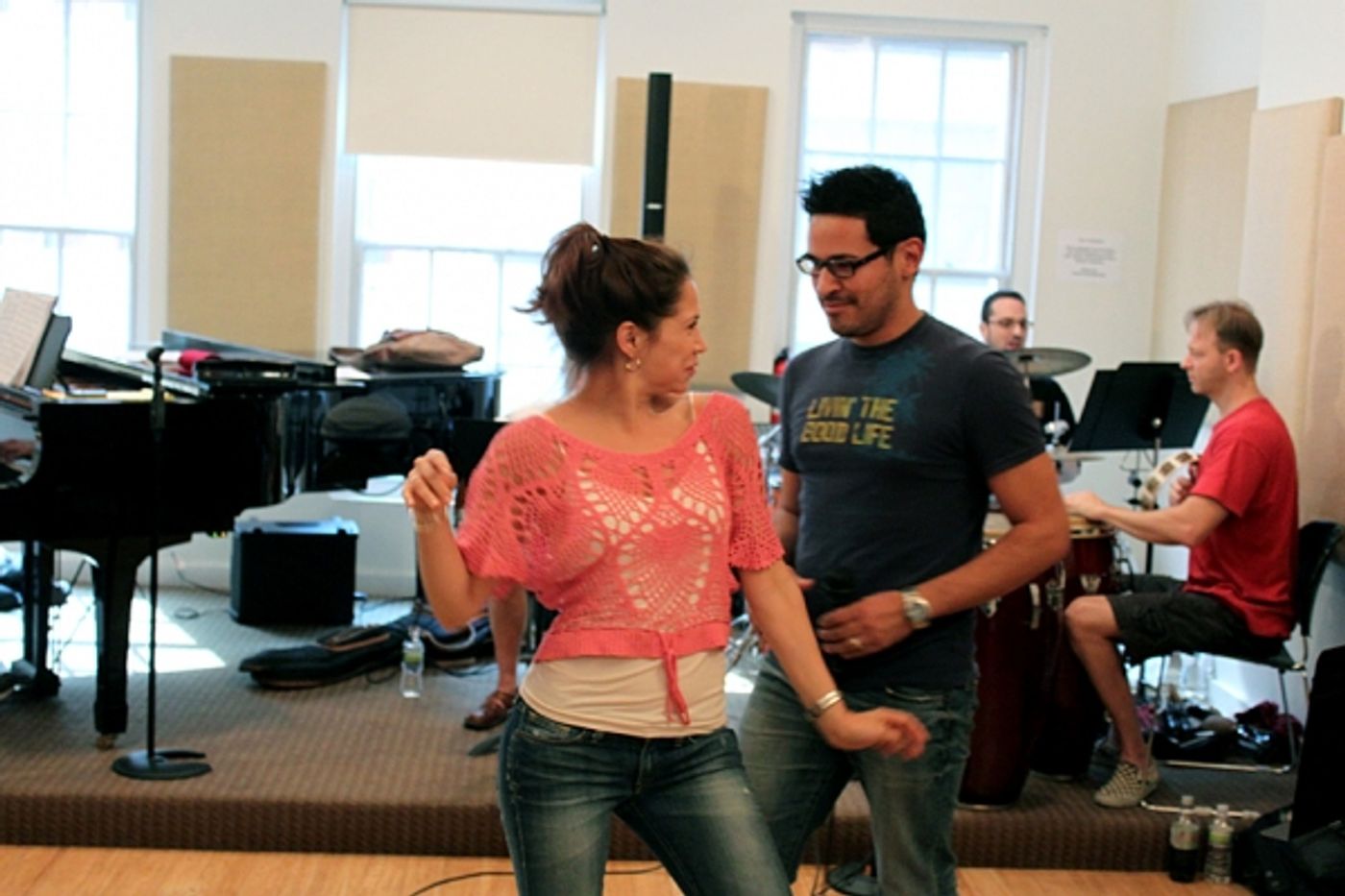 Photo Flash: To Mexico From New York With Love In Rehearsal  Image