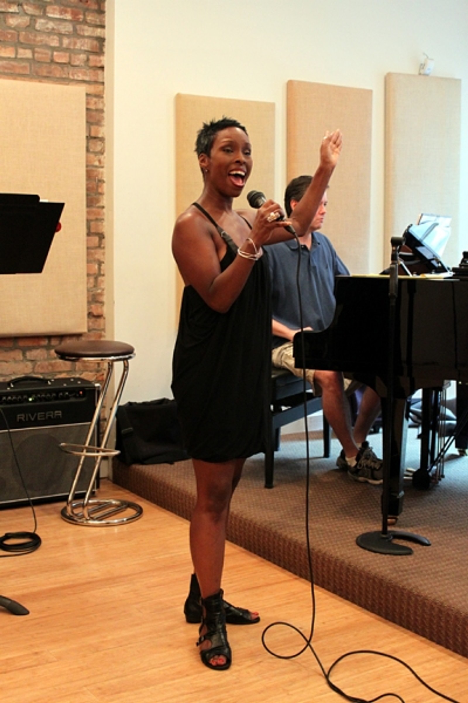 Photo Flash: To Mexico From New York With Love In Rehearsal — photo 5 of 11