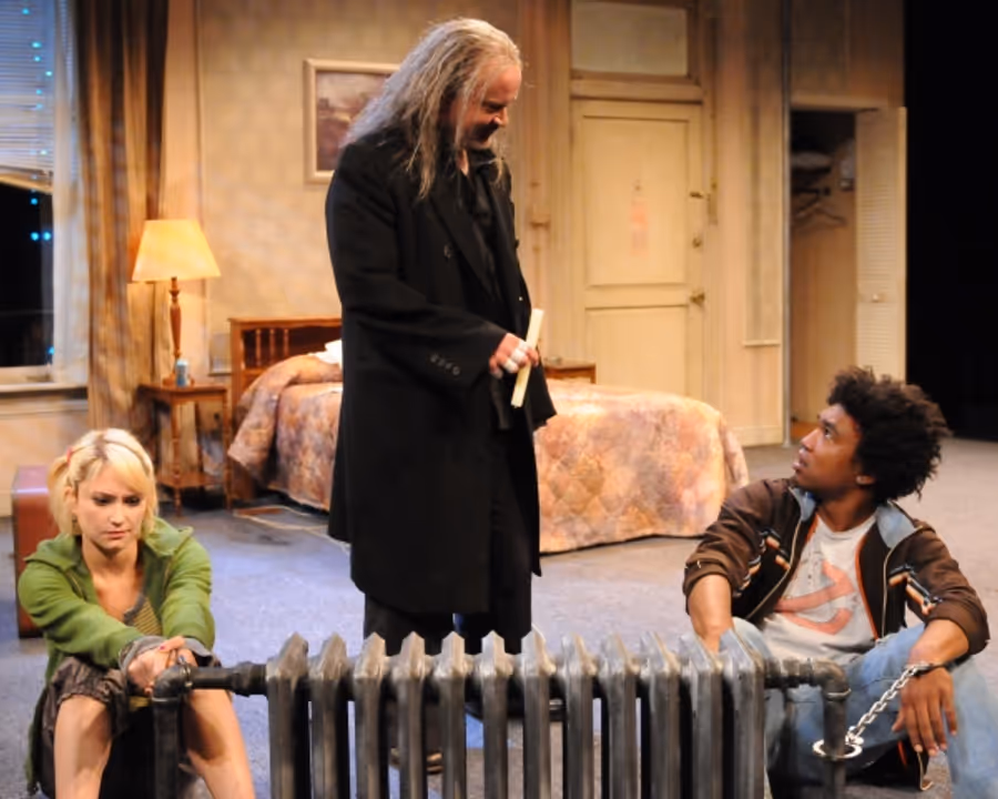 Photo Flash: Alley Theatre's A BEHANDING IN SPOKANE Image