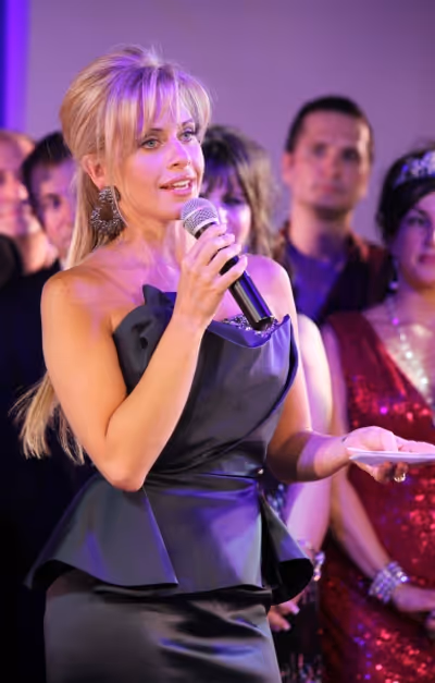 Dina Manzo
 Photo