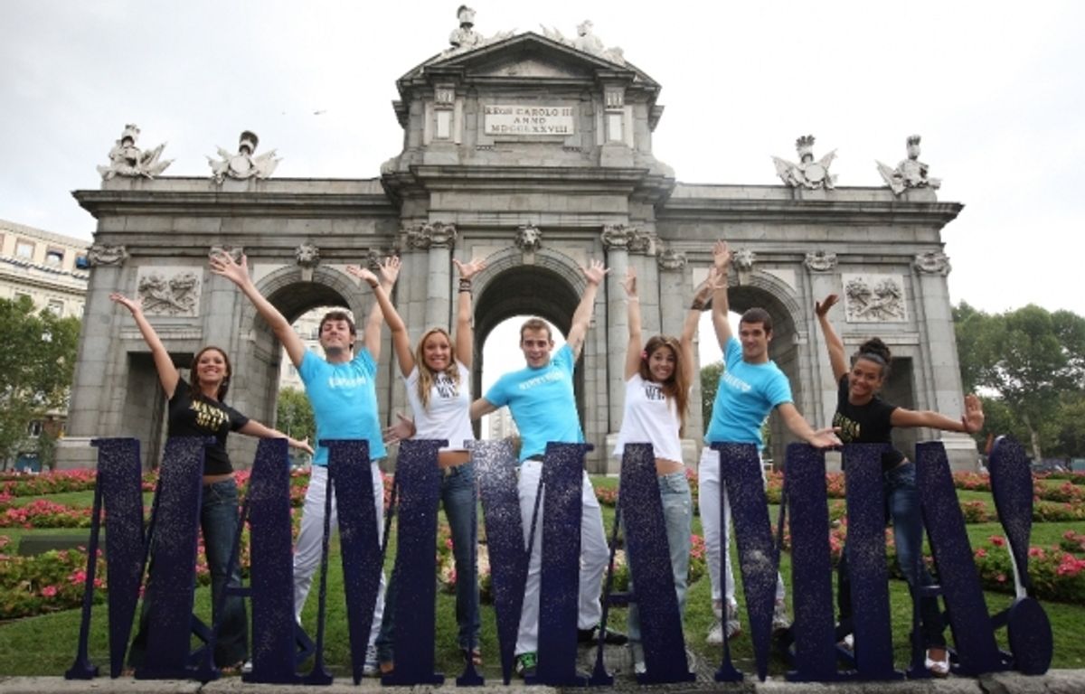 Isabel Olivera, Daniel Busquier, Adriana Vaquero, Alex ,Thalia del Val,Alberto Collado y Chanel Terrero at 