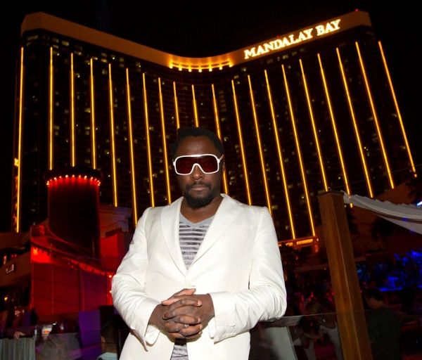 Photo Coverage: Will.I.AM DJ's at Moorea Beach Club at Mandalay Bay — photo 1 of 31