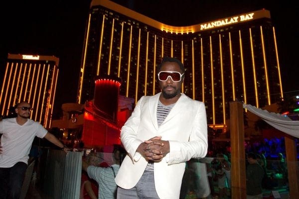 Photo Coverage: Will.I.AM DJ's at Moorea Beach Club at Mandalay Bay — photo 3 of 31