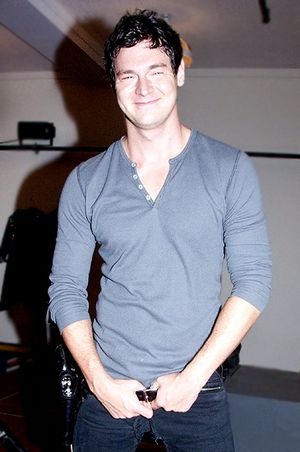Benjamin Walker Photo