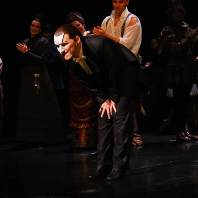 Hugh Panaro Photo