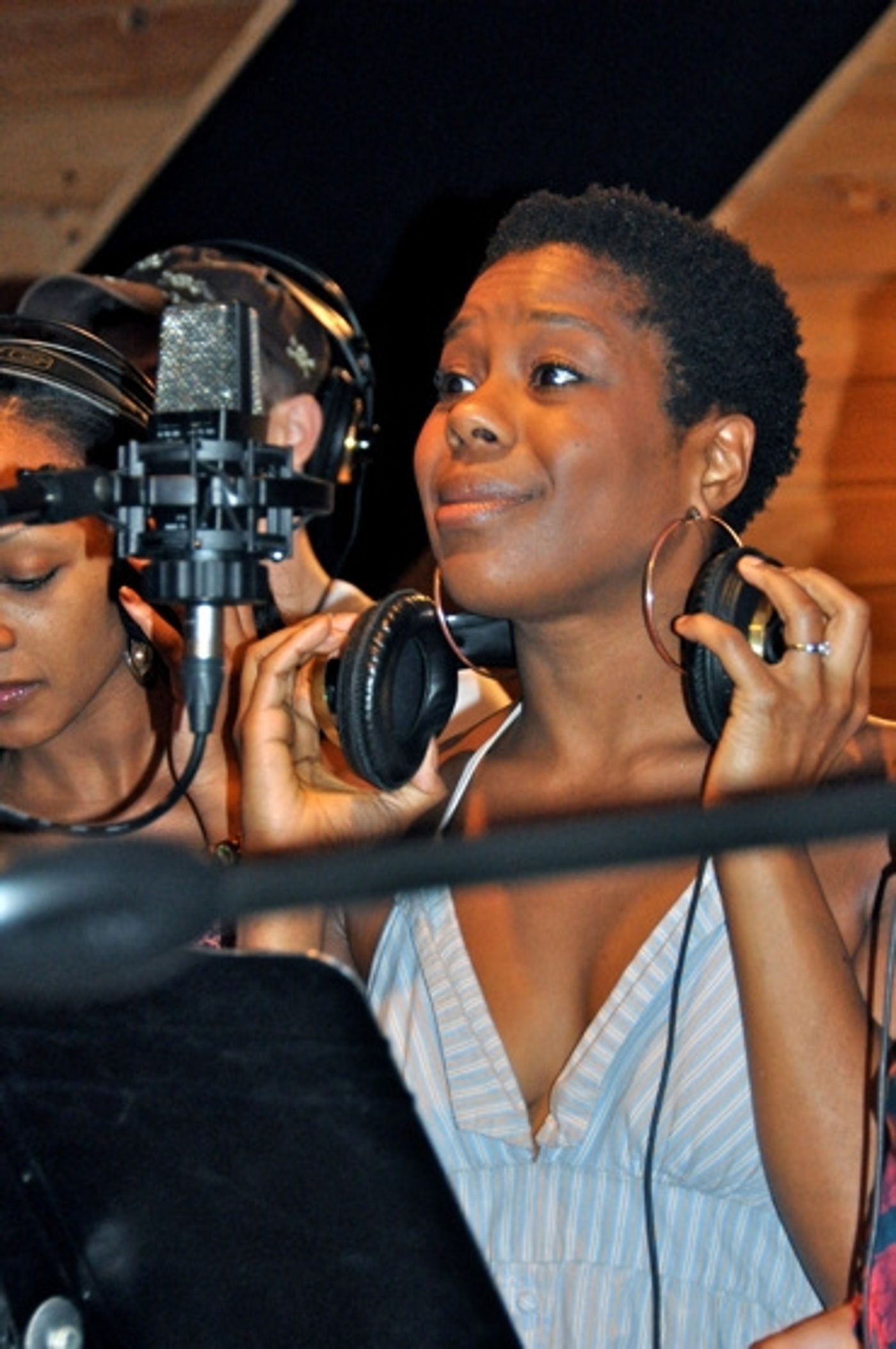 Photo Coverage: MEMPHIS Records for 'Carols For A Cure'  Image