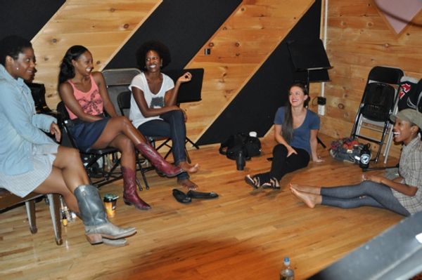 Tracee Beazer, Candice Monet McCall, Dan'yelle Williamson, Betsy Struxness and Tanya  Photo