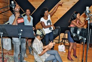 Tyrone A. Jackson, Tracee Beazer, Tanya Birl, Dan'yelle Williamson and Candice Monet  Photo