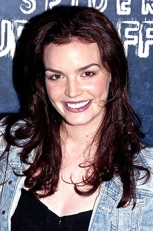 Jennifer Damiano Photo