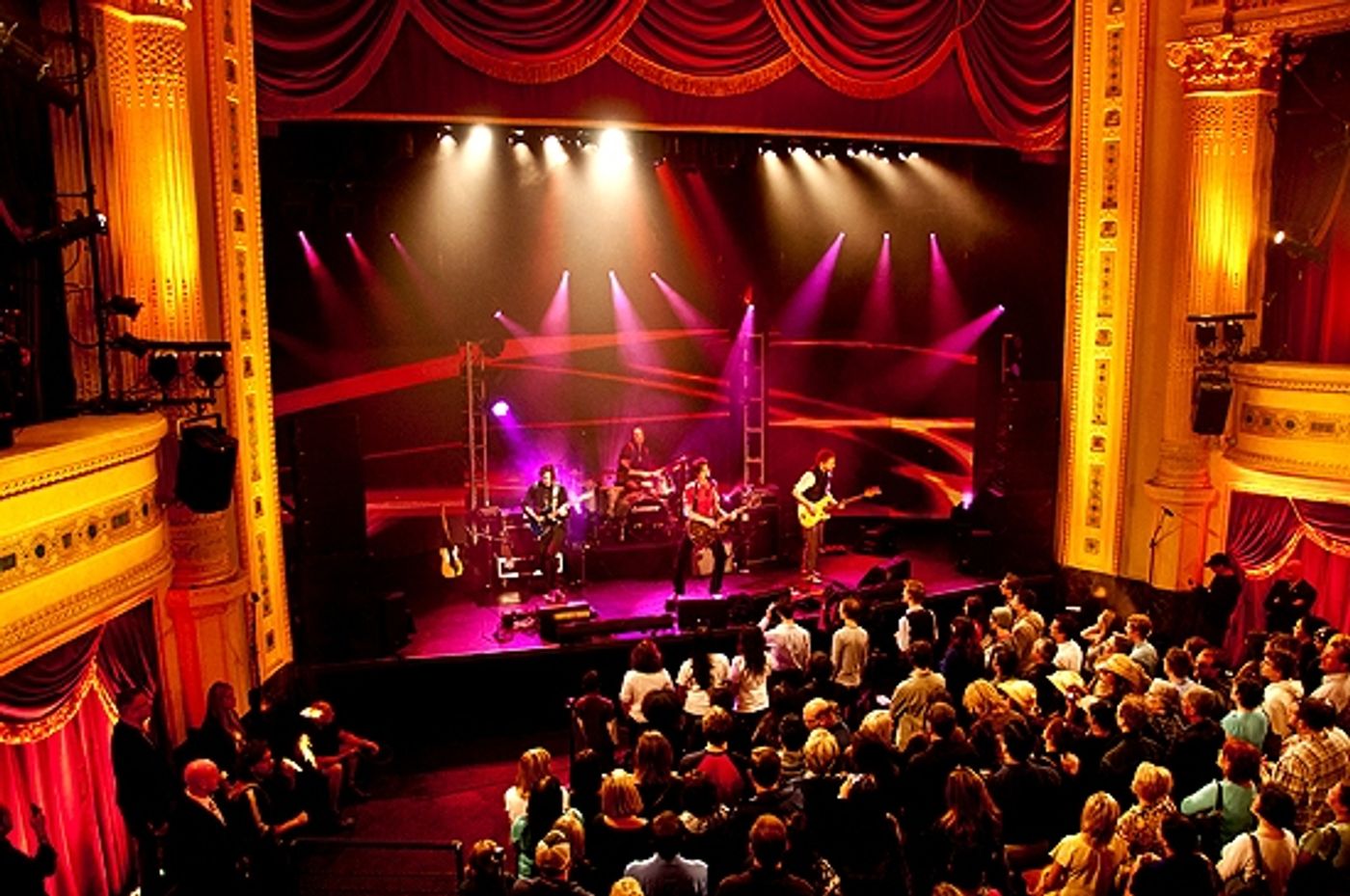 Photo Coverage: Carney Introduces SPIDER-MAN on GMA!  Image