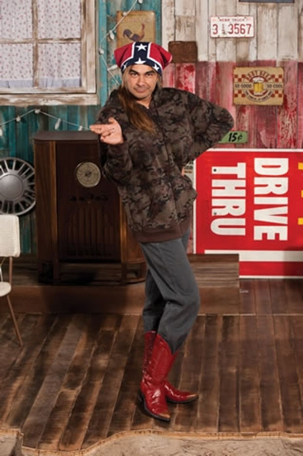 George Walker as Didi Snavely  at 