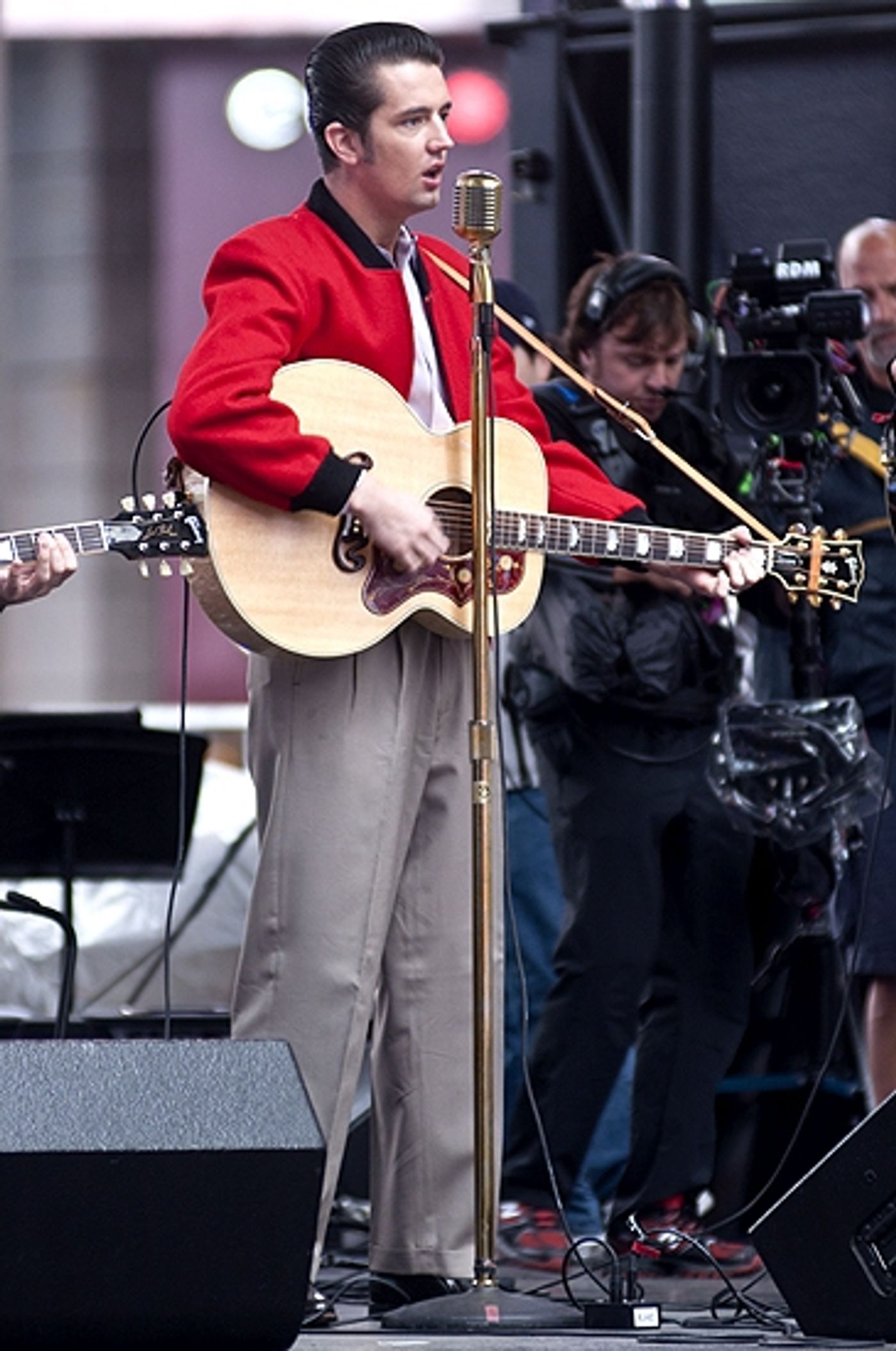 Photo Coverage: Broadway on Broadway 2010 - Part 1  Image