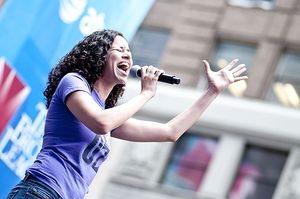 Mandy Gonzalez Photo