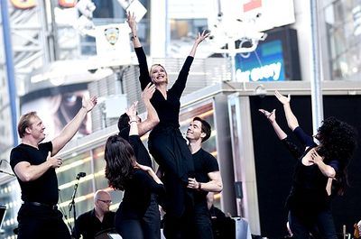 Rachel de Benedet & the cast of the Addams Family   Photo