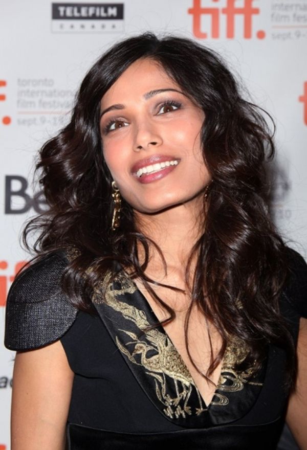 Freida Pinto Photo