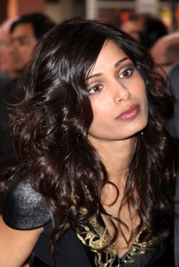 Freida Pinto Photo