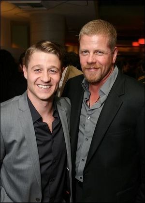 Ben McKenzie (L) and actor Michael Cudlitz  Photo