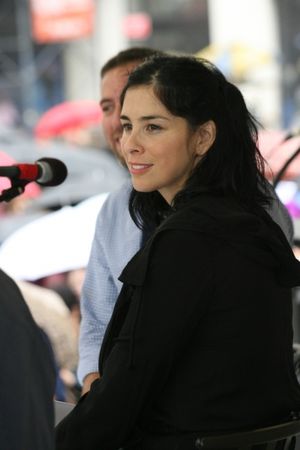  Sarah Silverman  Photo