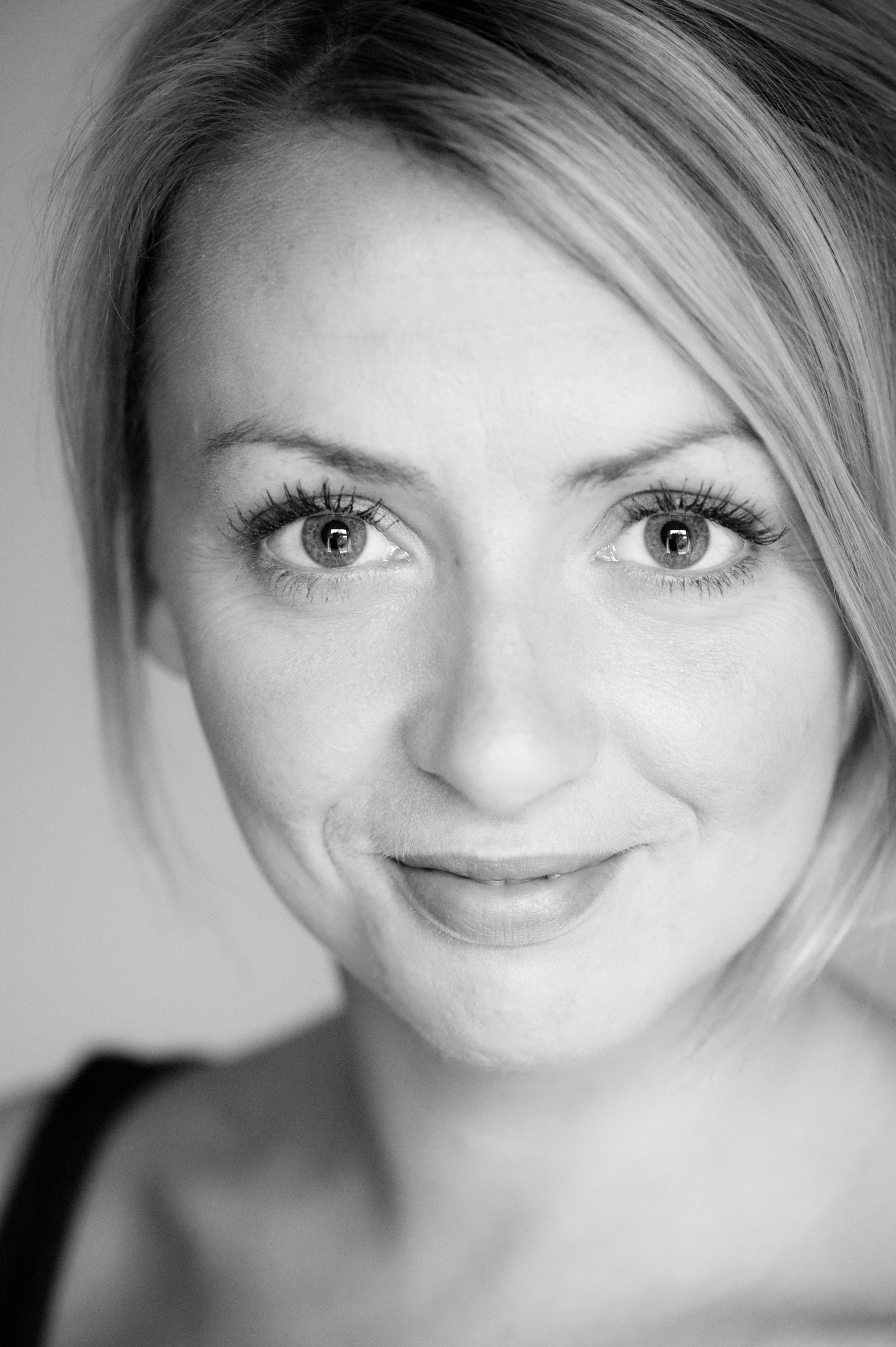 Lisa McGrillis Photo