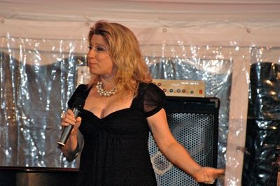 Liz Larson Photo
