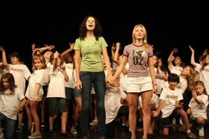 Mandy Gonzalez and Laura Woyasz and The Broadway Workshop Campers @ BroadwayWorld Mandy Gonzalez and Laura Woyasz and The Broadway Workshop Campers Photo
