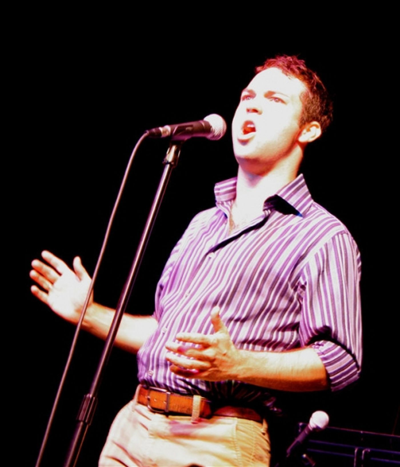 Photo Coverage: Bobby Cronin at The Palace Danbury  Image