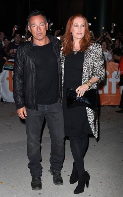 Bruce Springsteen and Wife Patti Scialfa  Photo