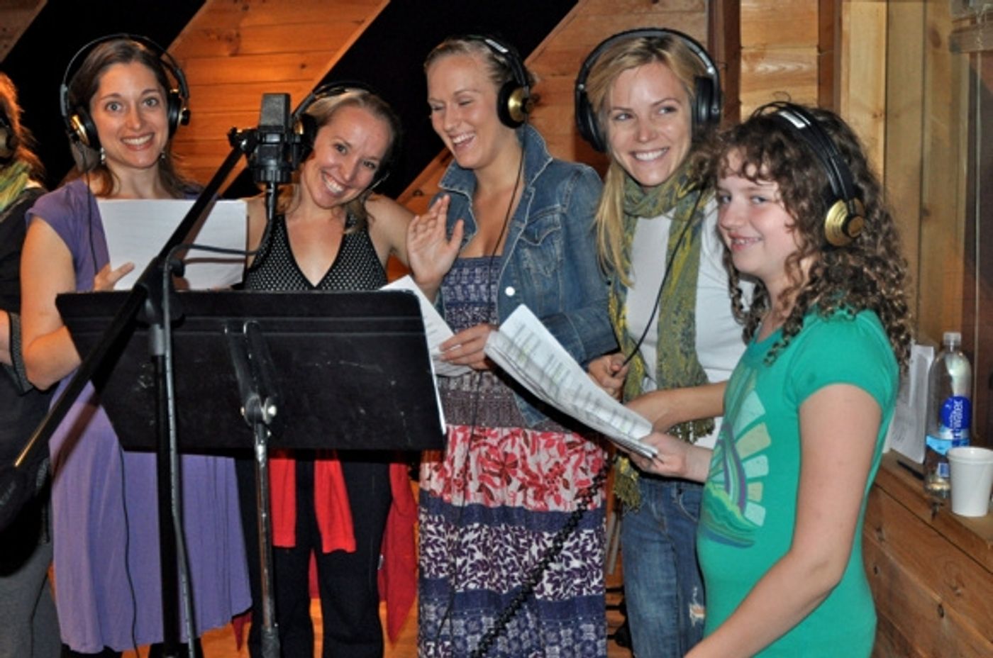 Photo Coverage: WICKED Records for 'Carols for a Cure'  Image