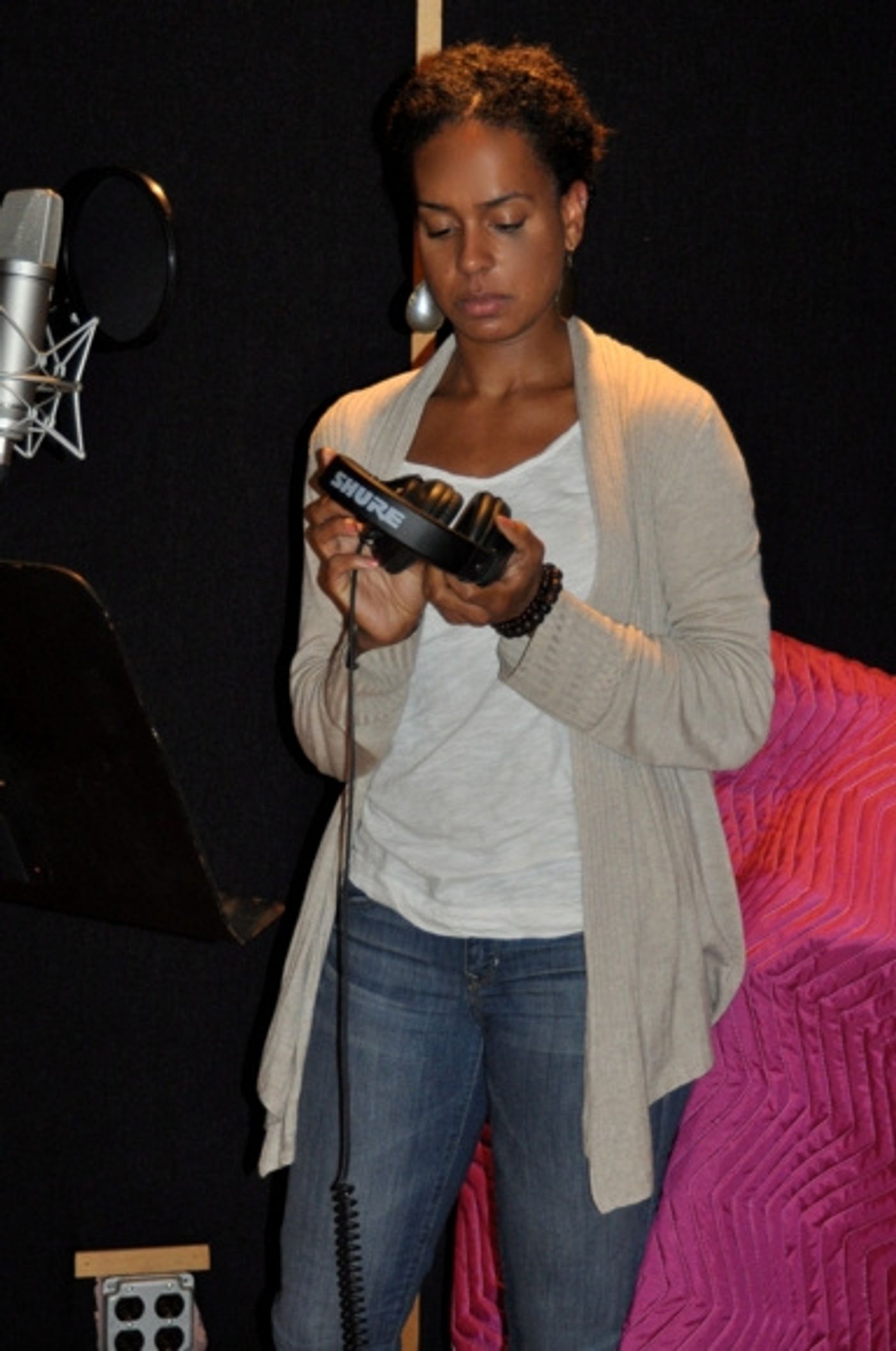 Photo Coverage: WICKED Records for 'Carols for a Cure'  Image