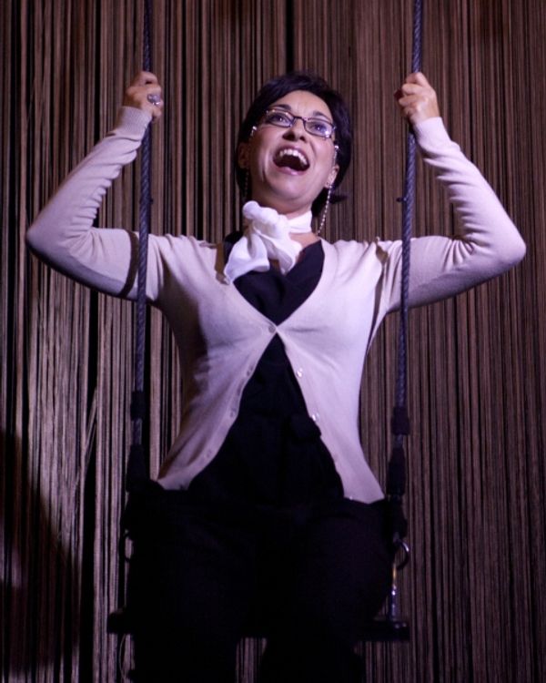 Ria Jones Photo