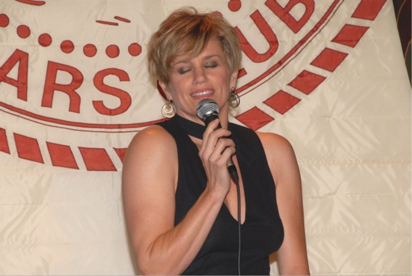 Photo Coverage: 'Diva Showstoppers' at The Friar's Club  Image