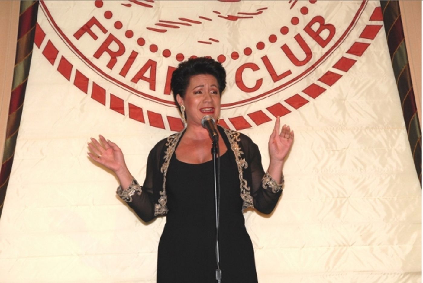 Photo Coverage: 'Diva Showstoppers' at The Friar's Club  Image