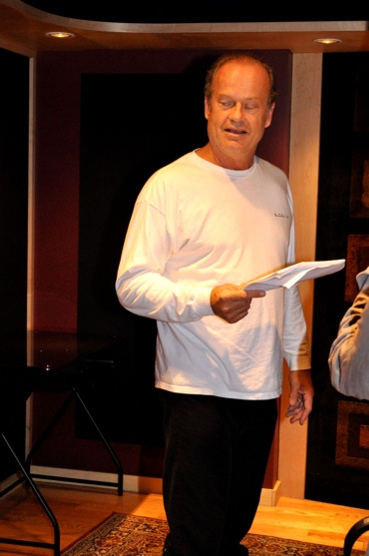 Photo Coverage: Kelsey Grammer Records for  'Carols For A Cure'  Image
