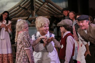 Carolyn Folks and cast Photo