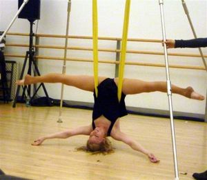 Molly Tynes hangs around Photo