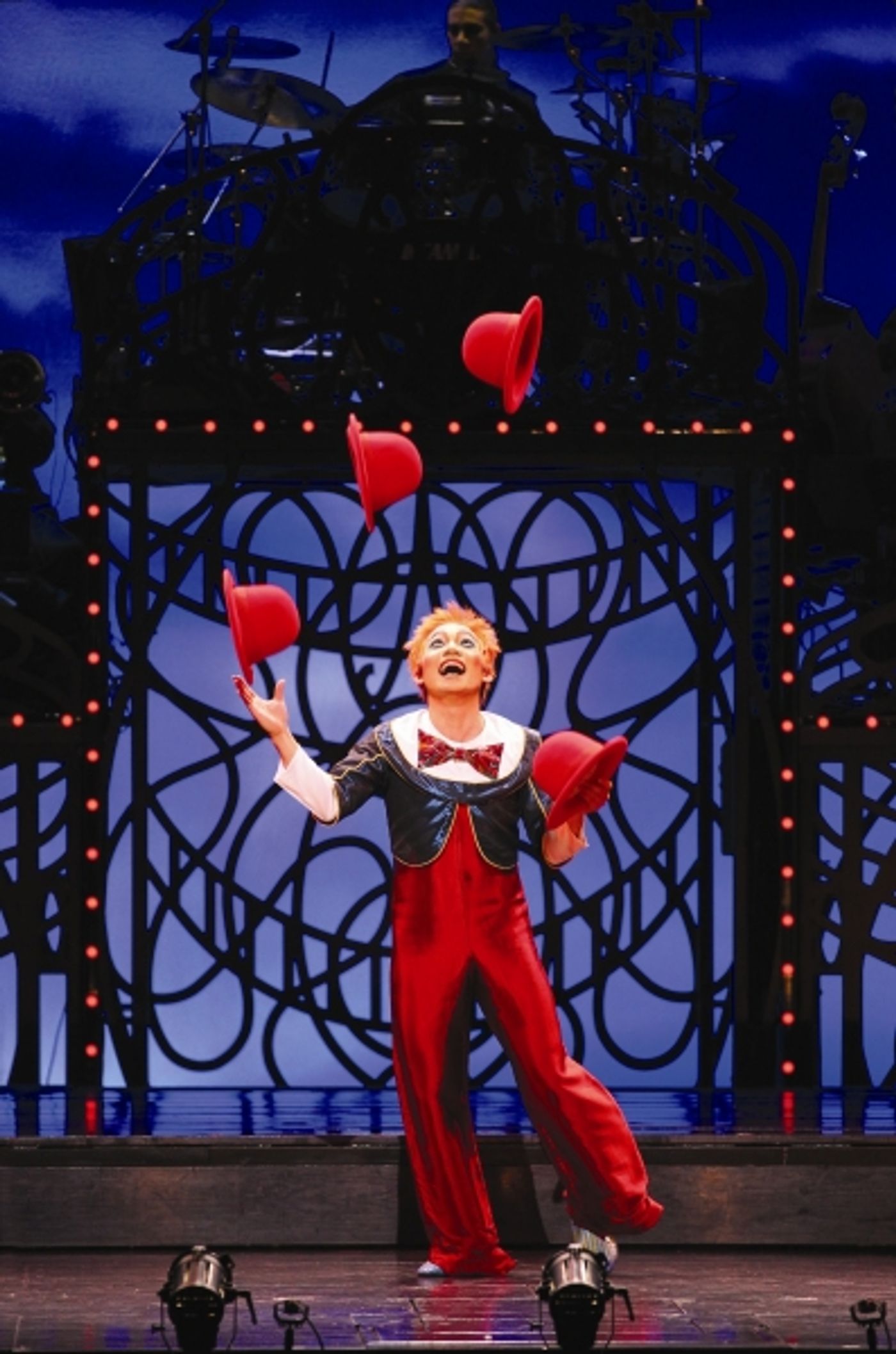 Photo Coverage: Cirque du Soleil's Banana Shpeel Slides into Toronto 9/19-10/10  Image