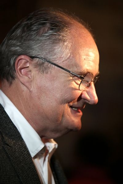 Jim Broadbent Photo