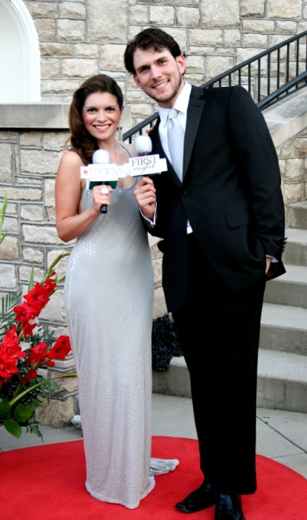 Red Carpet hosts Jennifer Richmond & Trey Palmer at 