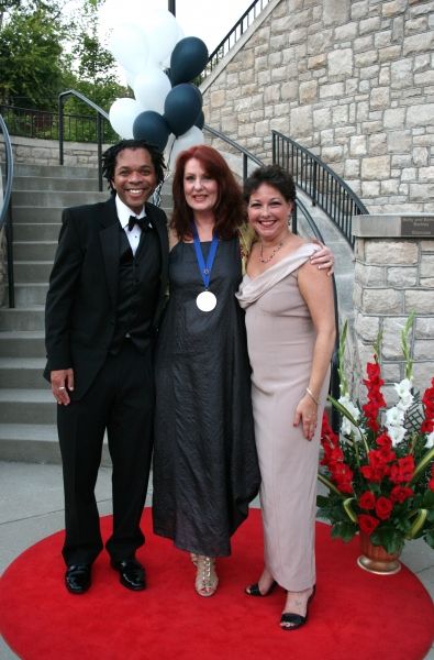Photo Coverage: Red Carpet Arrivals at First Night Nashville Theatre Honors, Part 2 — photo 2 of 38
