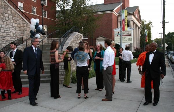 Photo Coverage: Red Carpet Arrivals at First Night Nashville Theatre Honors, Part 2 — photo 4 of 38