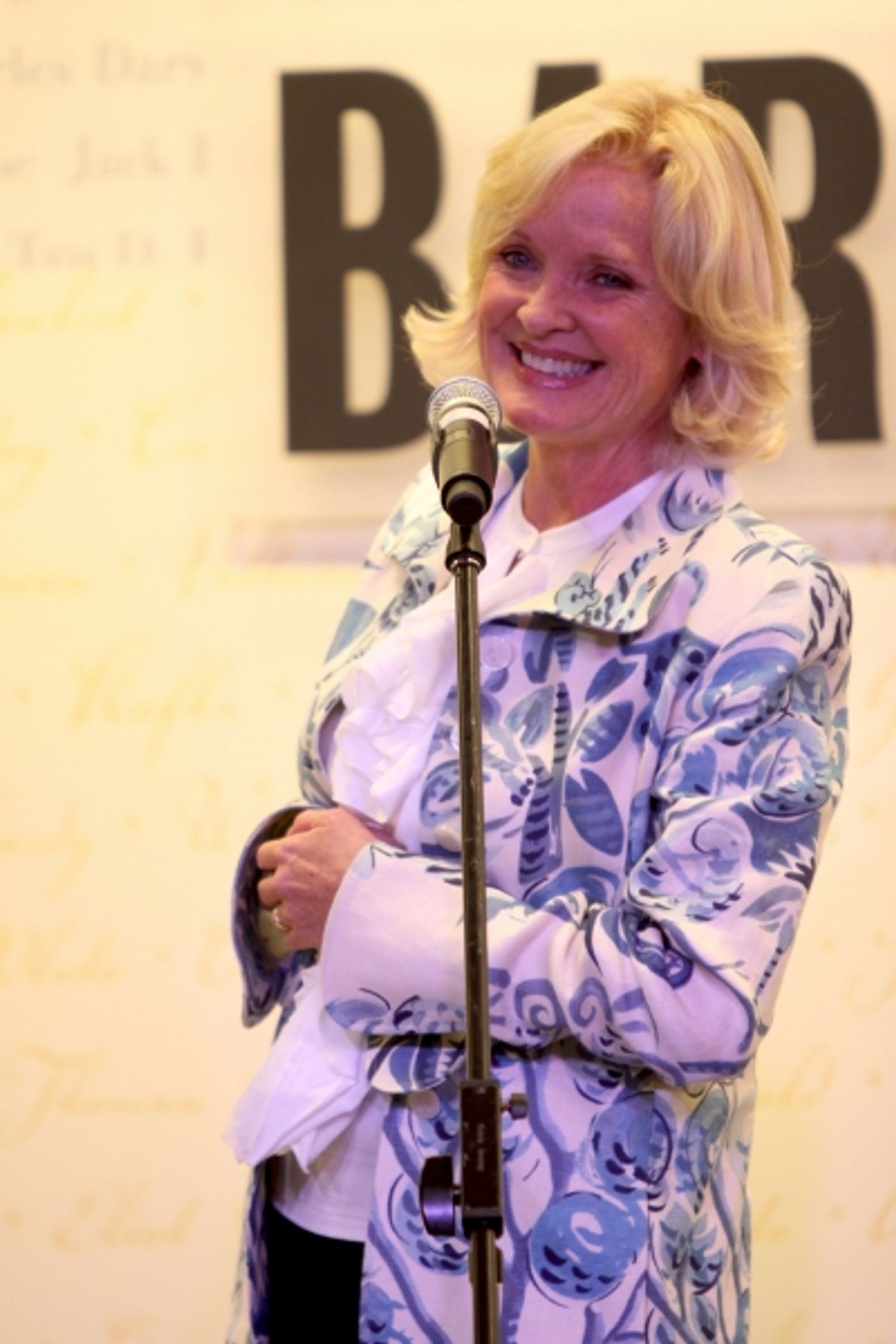 Photo Coverage: Christine Ebersole Sings Noel Coward at B&N  Image